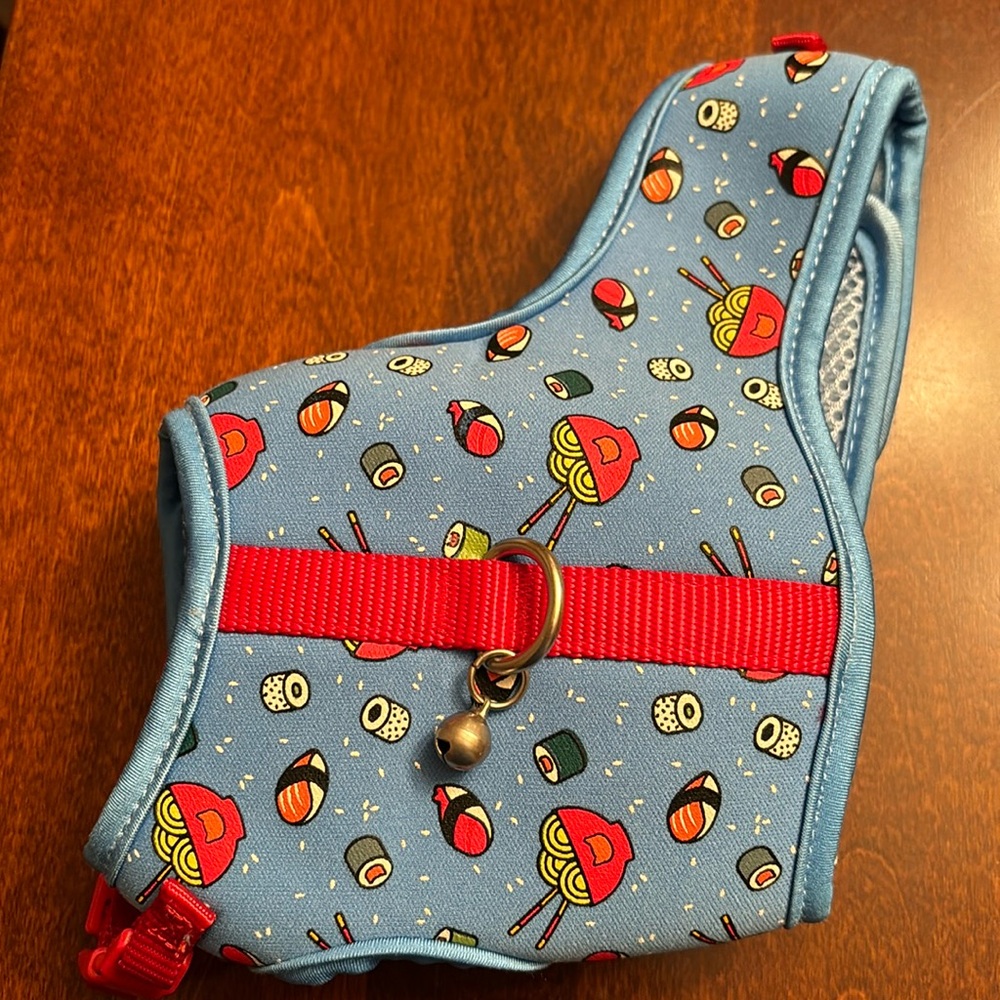 🍣 Sushi Cat harness and leash NWOT